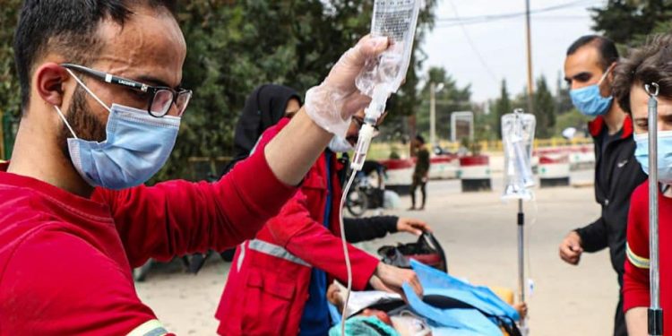 فرق الإسعاف تستجيب لإصابة طفلين بحروق في دير الزور