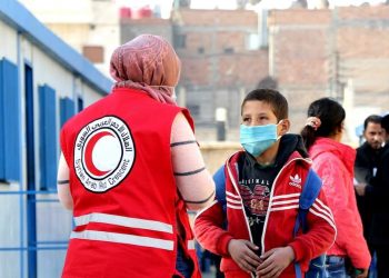 أحلام أسعد بعمر الطفولة ومسؤولياته بعمر الشباب 