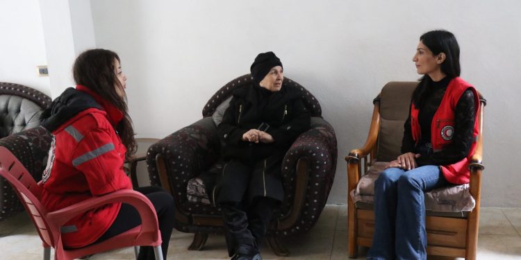 جلسة توعية تساعد فايزة على اكتشاف إصابتها بالكوليرا