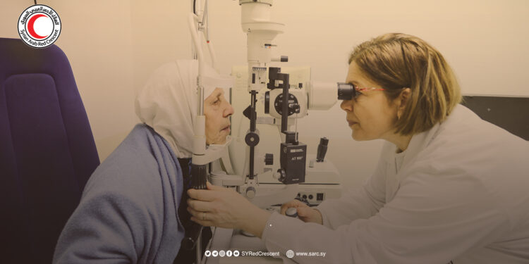 How does the Syrian Arab Red Crescent facilitate families’ access to medical care?