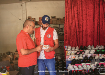 عائلة اسماعيل ترمم خسارات النزوح بمنحة من الهلال الأحمر العربي السوري